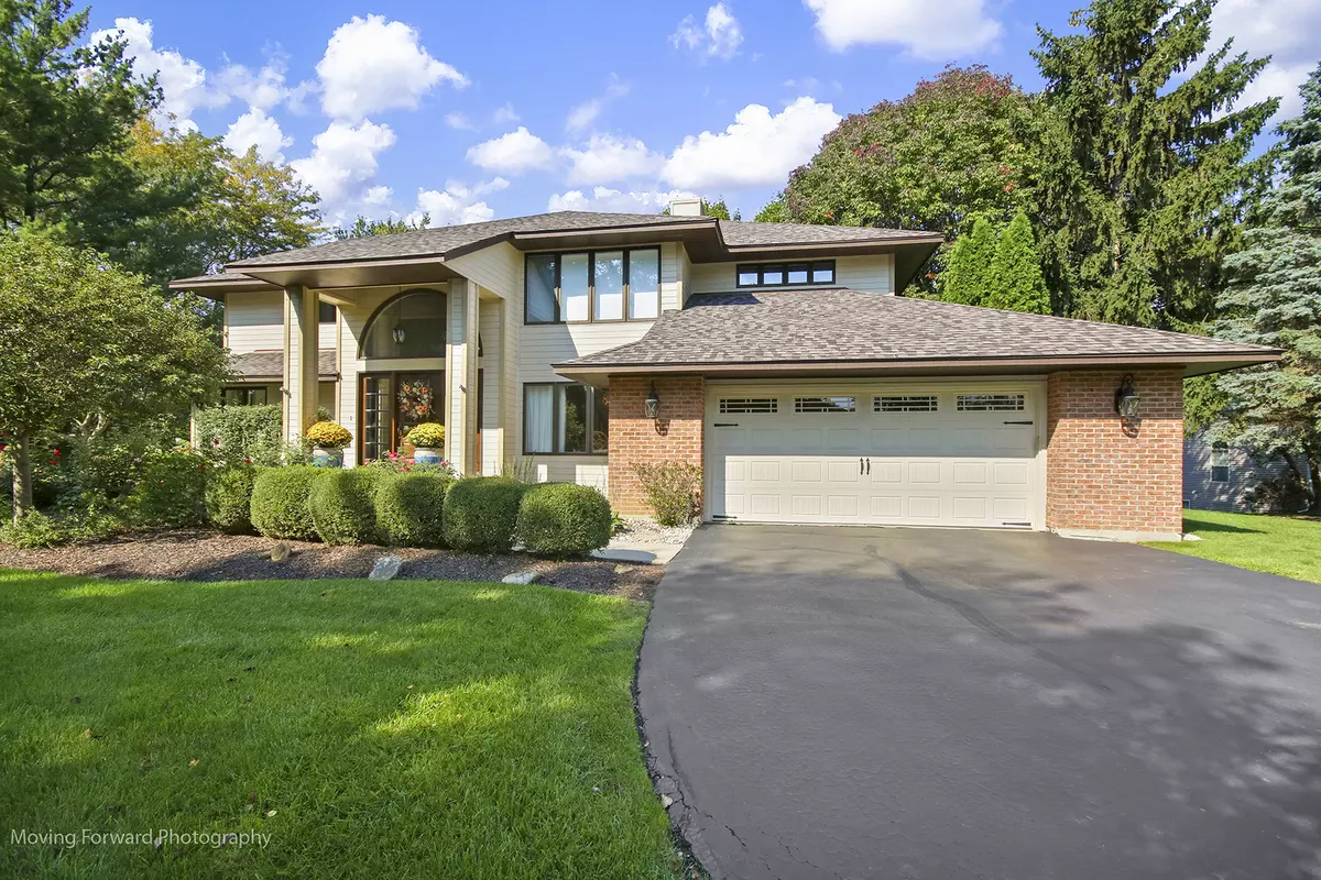 Long Grove, IL 60047,5349 Woodview Court