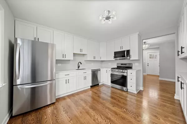 Western Springs, IL 60558,5426 Wolf Road