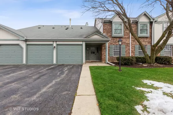 Wheaton, IL 60189,1575 Stonehill Court #D