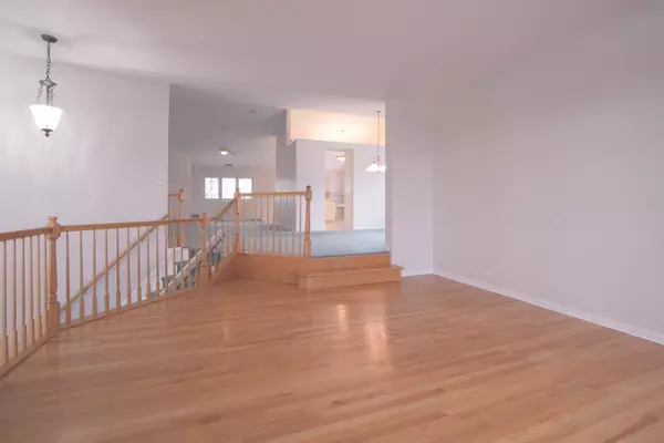 Western Springs, IL 60558,5021 Commonwealth Avenue