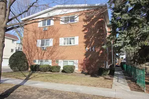 416 S Elmwood Avenue #6, Oak Park, IL 60302