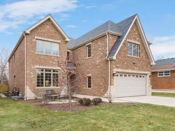 Elmhurst, IL 60126,643 W Crockett Avenue