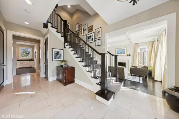 Western Springs, IL 60558,4011 Lawn Avenue