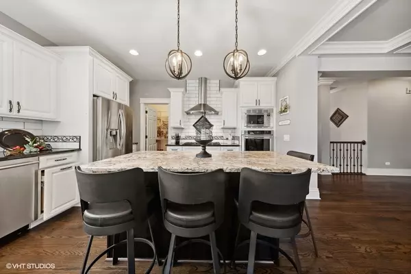 Western Springs, IL 60558,6005 Burr Oak Drive