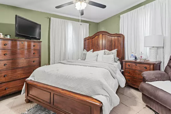 Chicago, IL 60619,9431 S Indiana Avenue