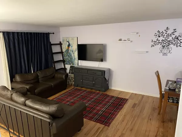 Woodridge, IL 60517,2830 Forest Glen Parkway