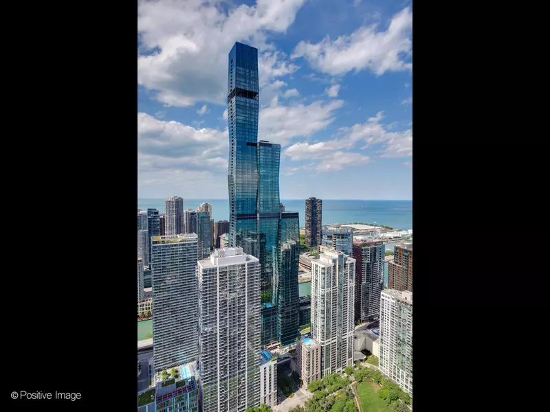 363 E Wacker Drive #5605, Chicago, IL 60601