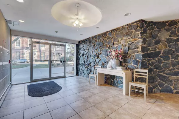 Skokie, IL 60077,8232 Niles Center Road #215