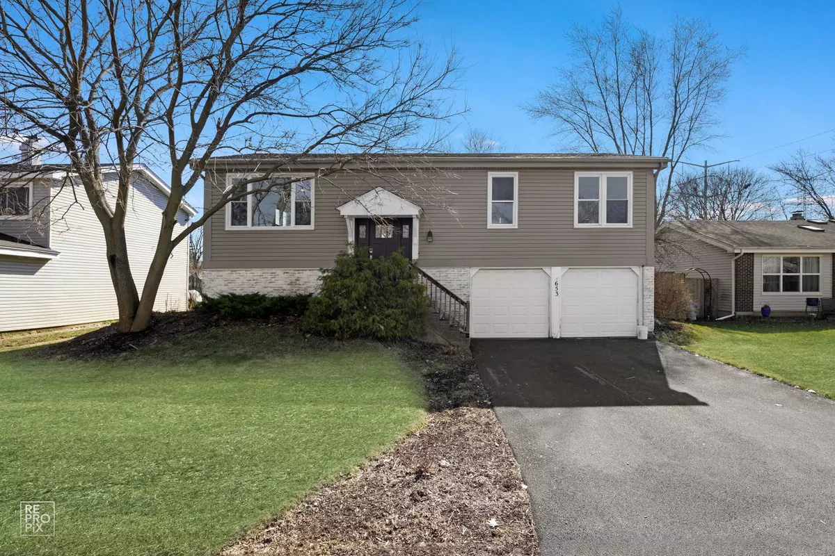 Bolingbrook, IL 60440,653 W Briarcliff Road