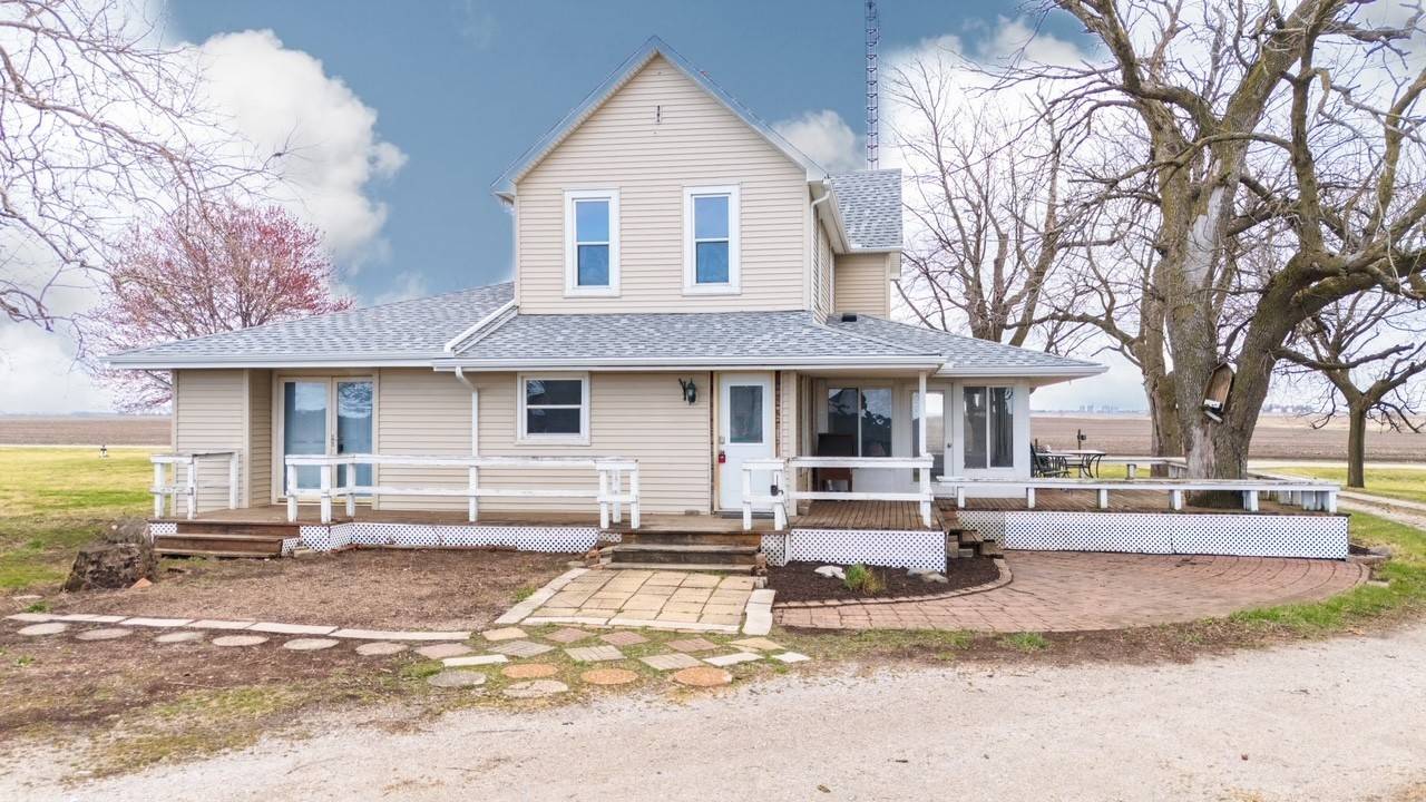 257 E 8th Road, Dana, IL 61321