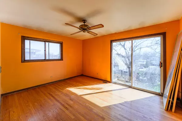 Hickory Hills, IL 60457,8449 S Kean Avenue