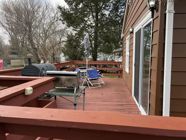 Gurnee, IL 60031,36597 N Streamwood Drive