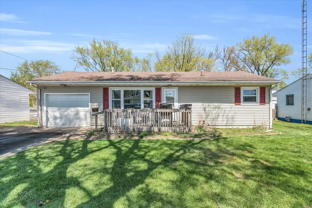 Paxton, IL 60957,1115 Eastview Drive