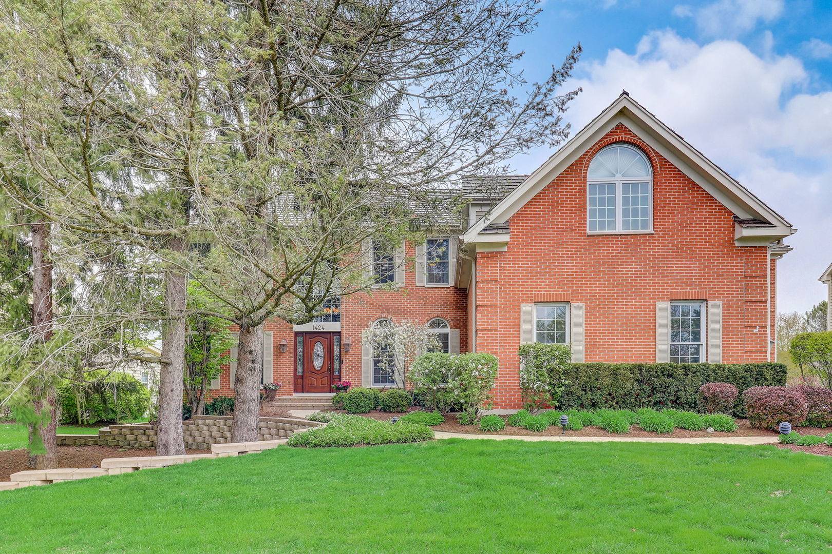 1424 Braxton Road,  Libertyville,  IL 60048