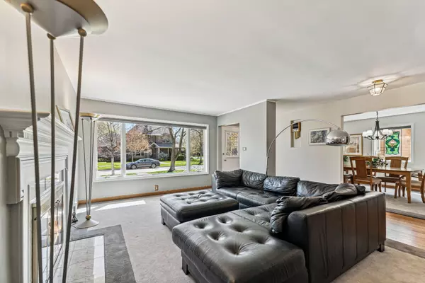 Western Springs, IL 60558,3944 Johnson Avenue