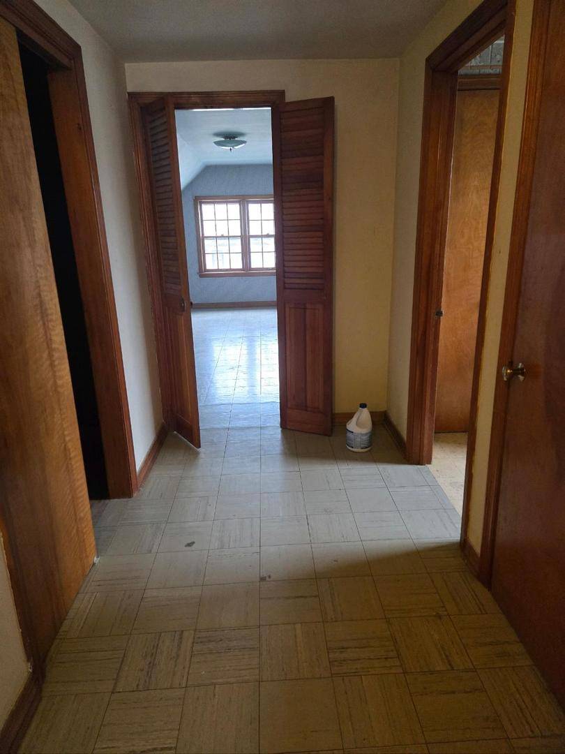 River Grove, IL 60171,2427 N Erie Street