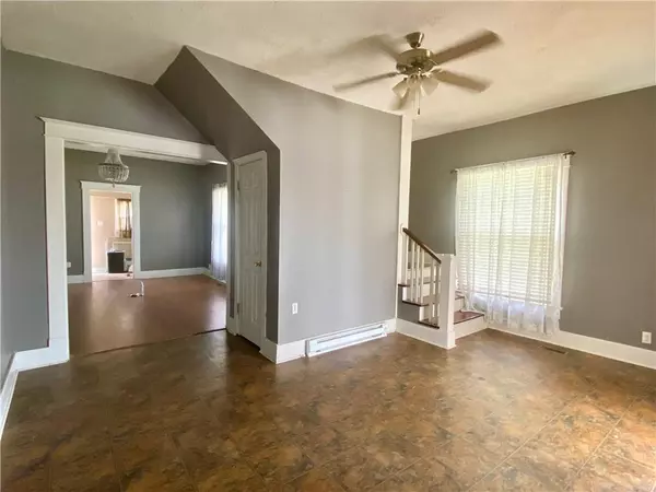 Casey, IL 62420,101 NW 2nd Street