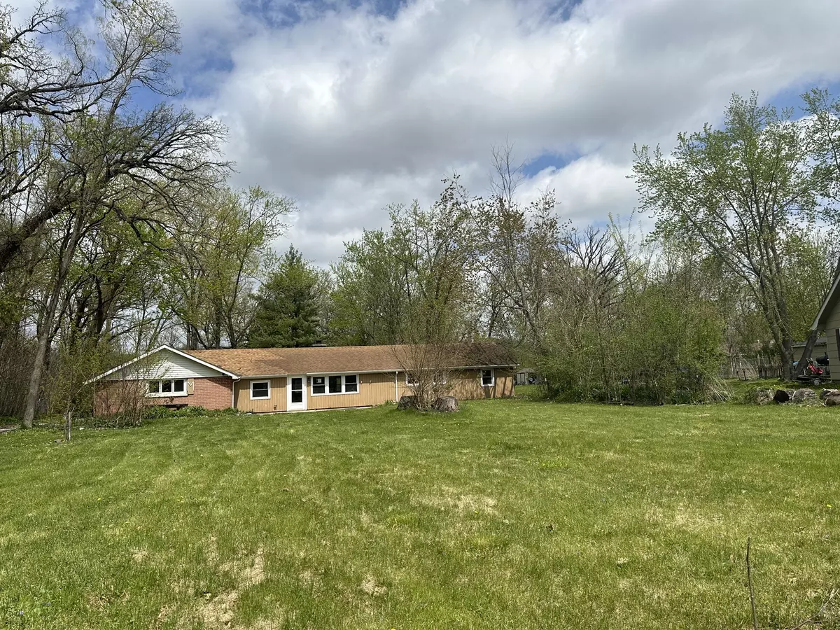 Steger, IL 60475,1860 W 235th Street