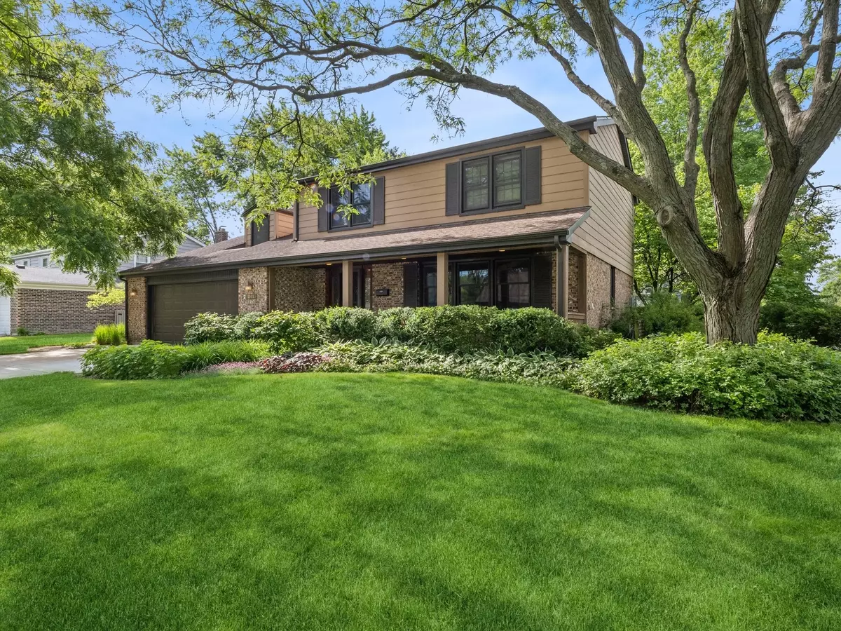 Palatine, IL 60067,241 E Russet Way