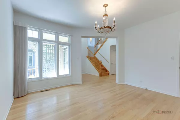 Northbrook, IL 60062,2524 Buckland Lane