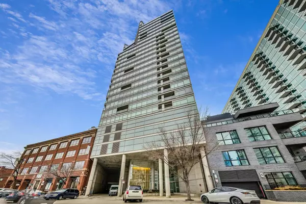 Chicago, IL 60654,510 W Erie Street #1104