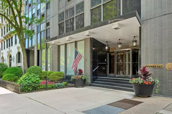 Chicago, IL 60611,253 E Delaware Place #7G