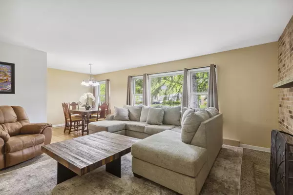 Highland Park, IL 60035,551 Barberry Road