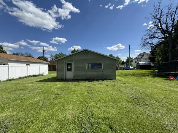 Chatsworth, IL 60921,407 E Cherry Street
