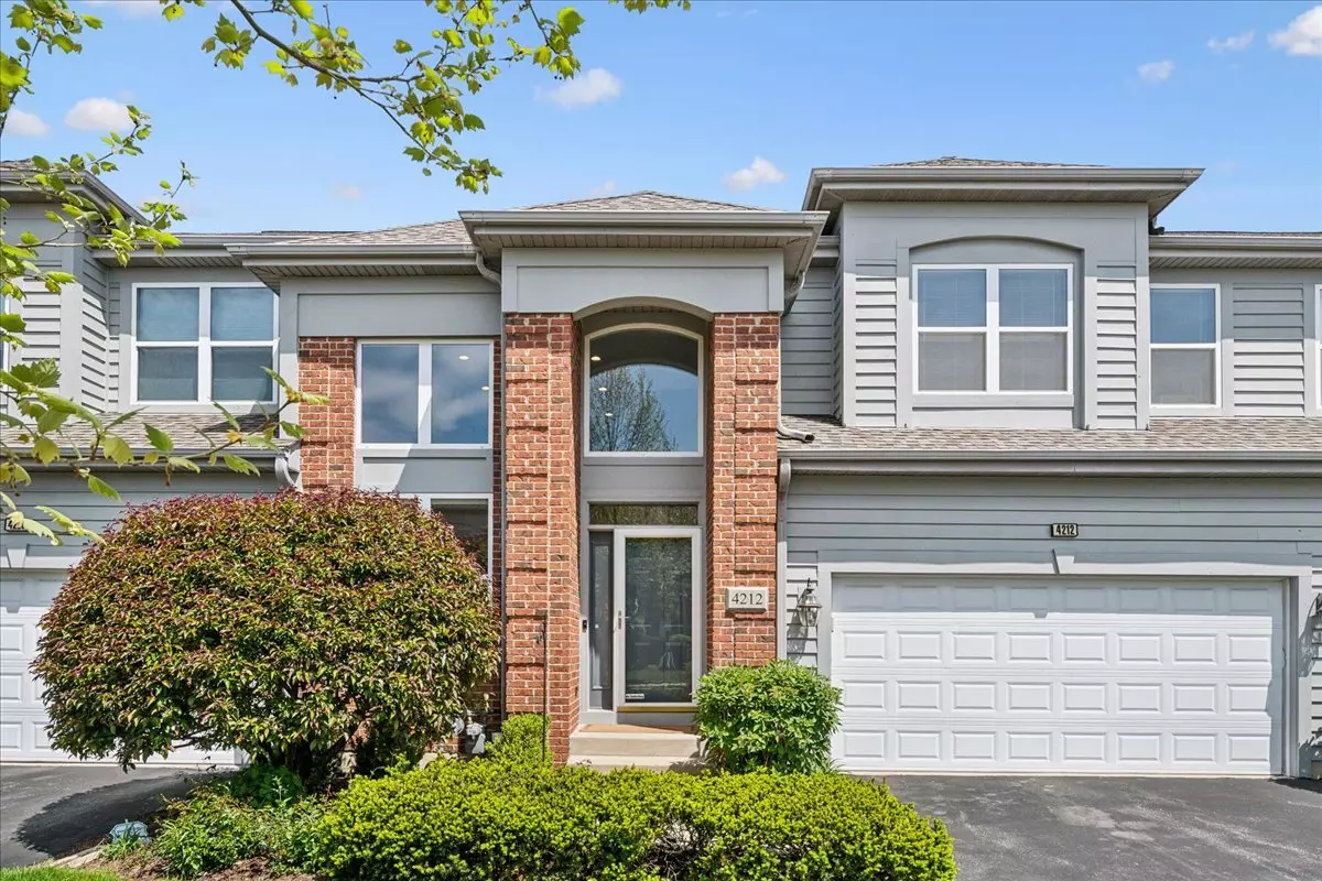 Northbrook, IL 60062,4212 Kayla Lane