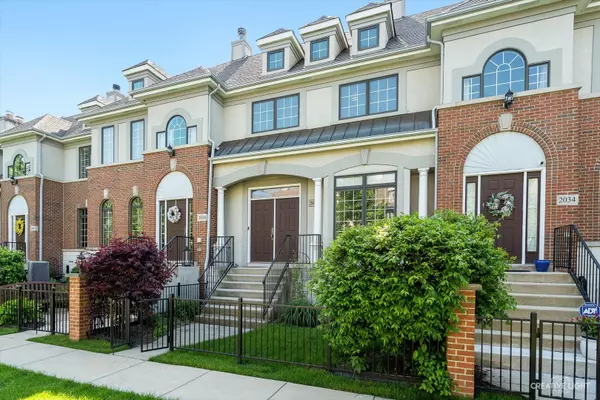 2036 Alta Vista Court,  Naperville,  IL 60563