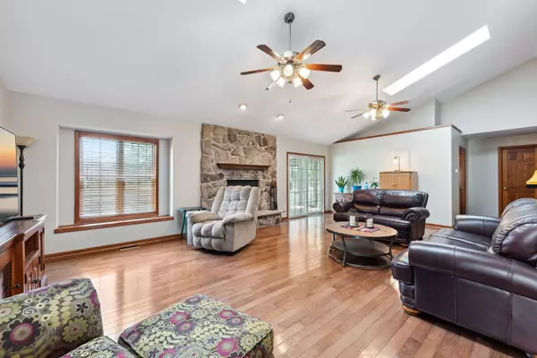 Bourbonnais, IL 60914,1561 Surrey Drive