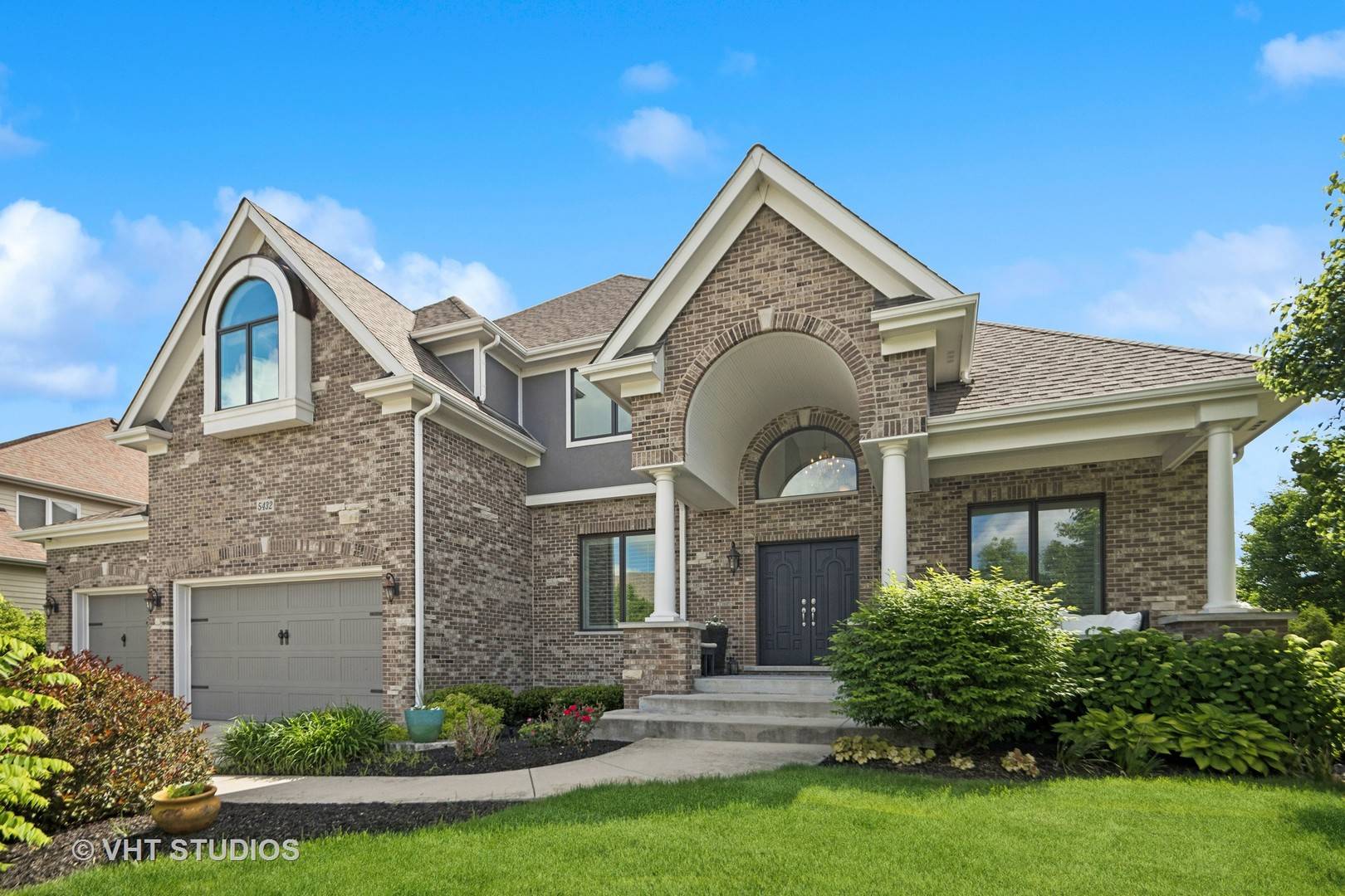 Naperville, IL 60564,5432 Silk Oak Drive