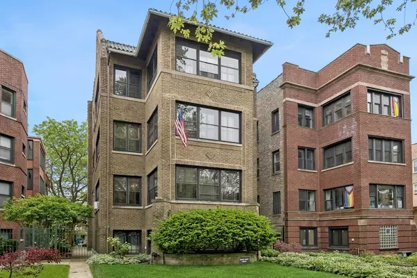 Chicago, IL 60626,1331 W Greenleaf Avenue #1