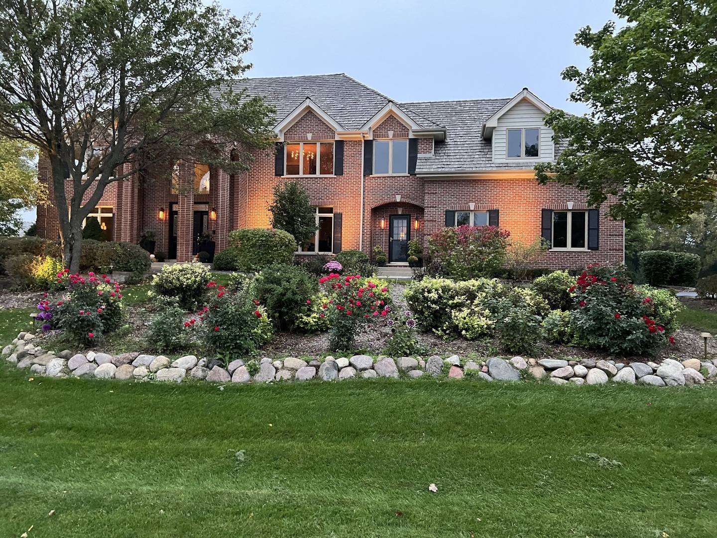 183 Elderberry Drive, Hawthorn Woods, IL 60047