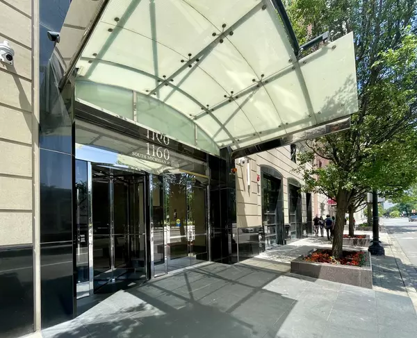 Chicago, IL 60605,1160 S MICHIGAN Avenue #1107