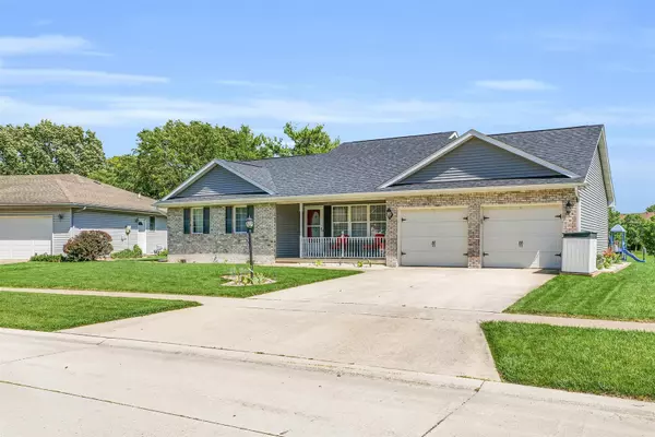 Urbana, IL 61802,2918 Susan Stone Drive