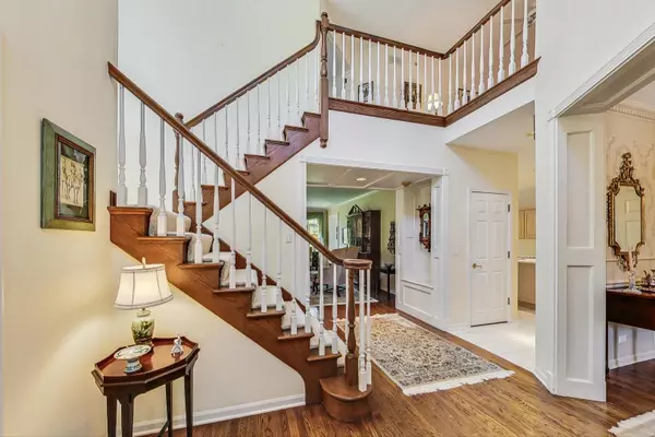 Northbrook, IL 60062,2535 Stonebridge Lane