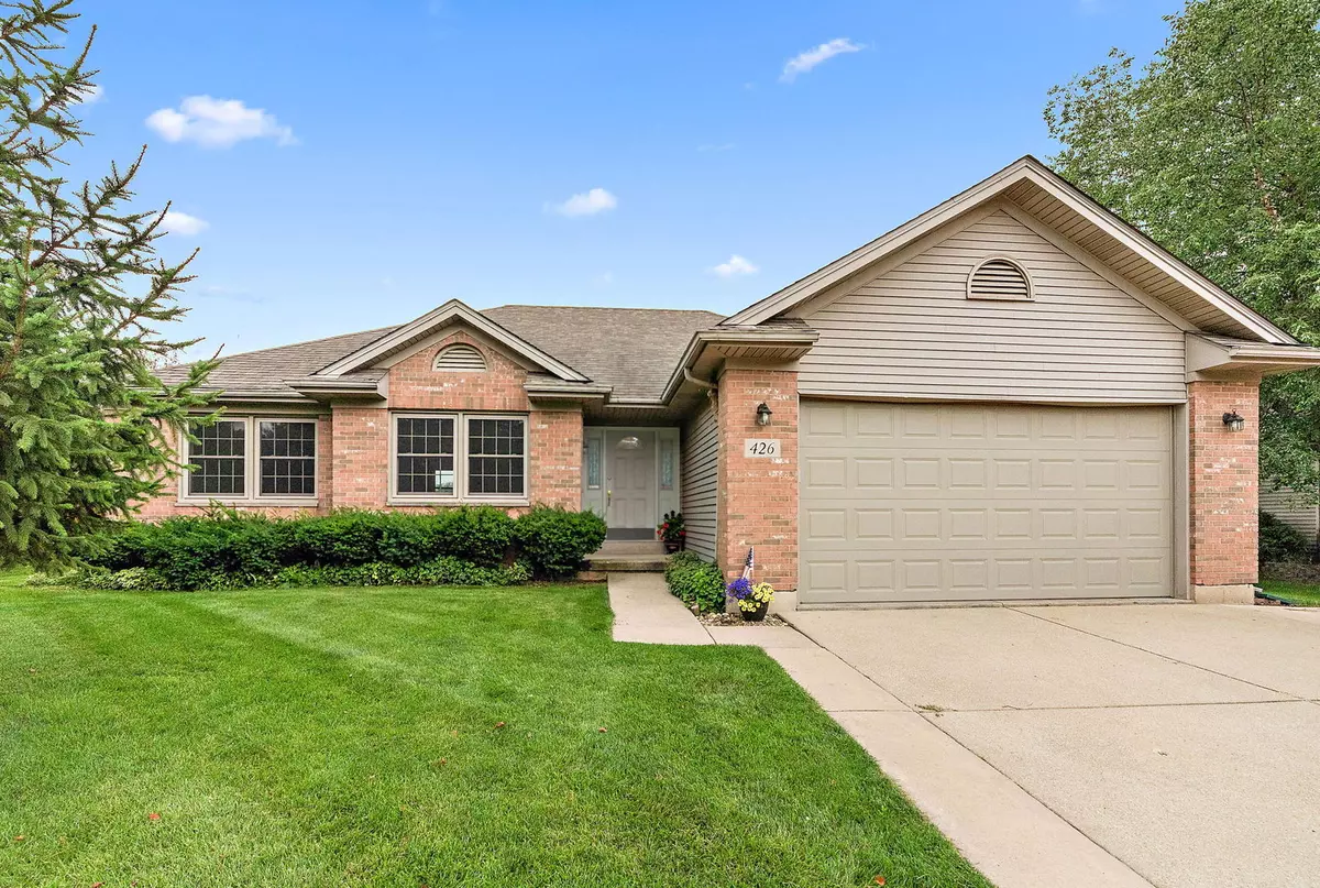 Hampshire, IL 60140,426 Prairieview Parkway