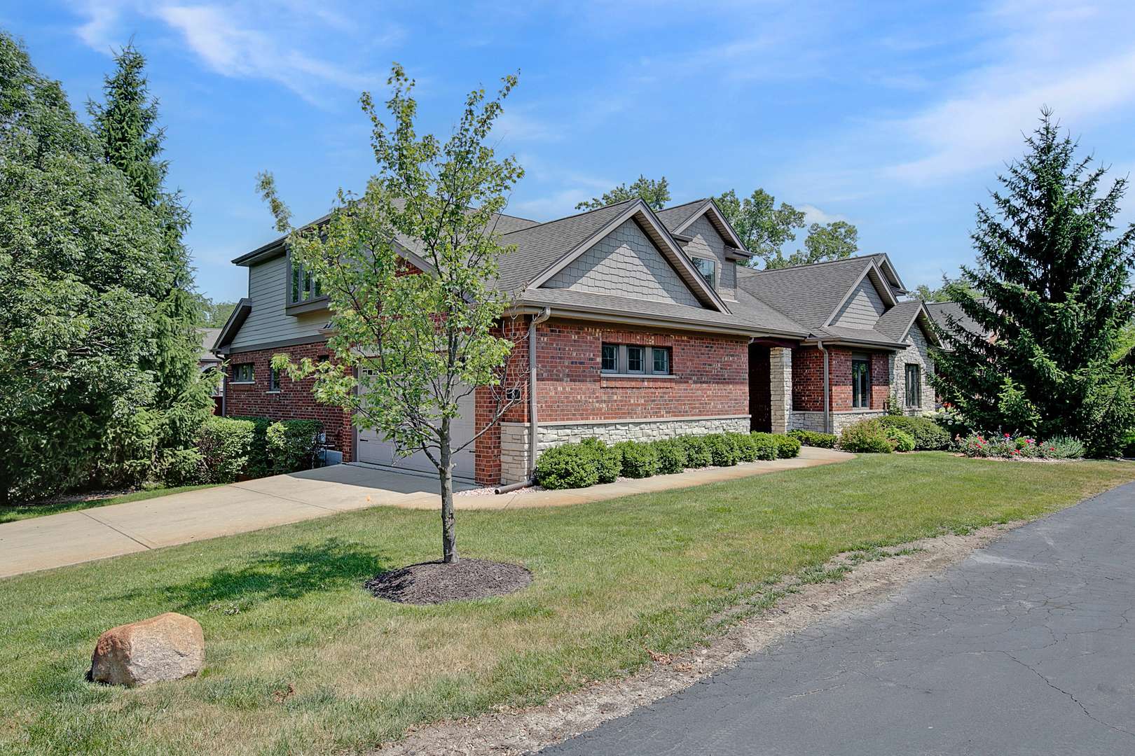 8 Margot Lane,  Palos Heights,  IL 60463