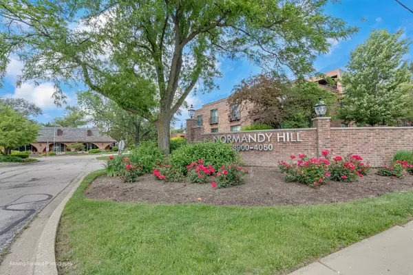 Northbrook, IL 60062,4050 Dundee Road #209