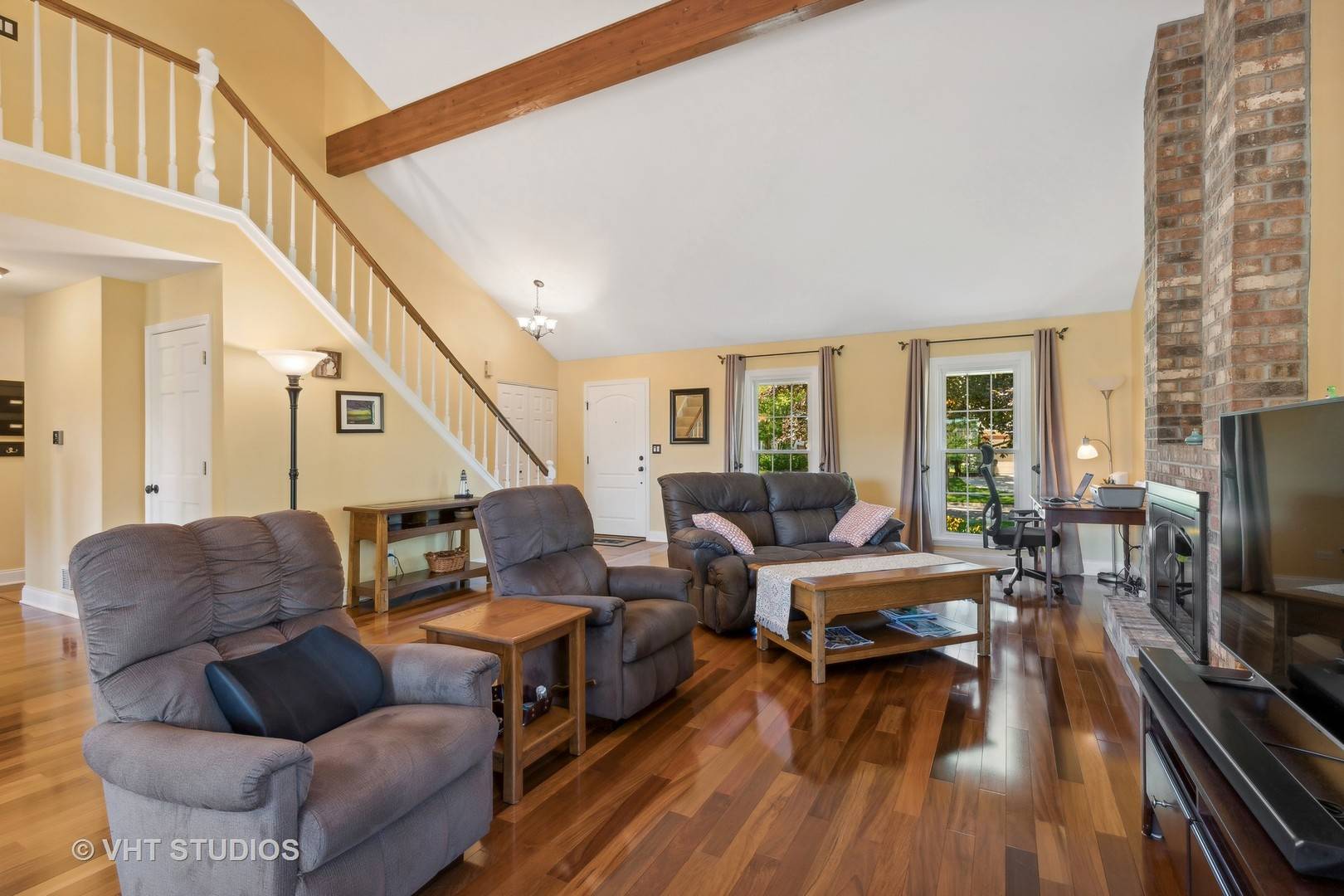 Libertyville, IL 60048,1684 Cedar Glen Drive