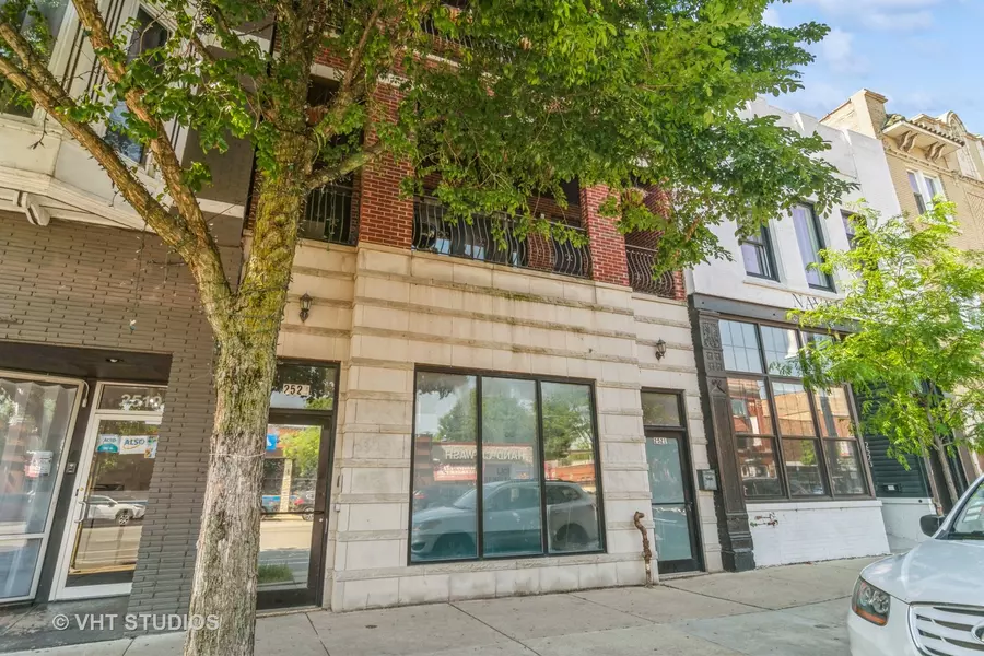 2521 W North Avenue, Chicago, IL 60647