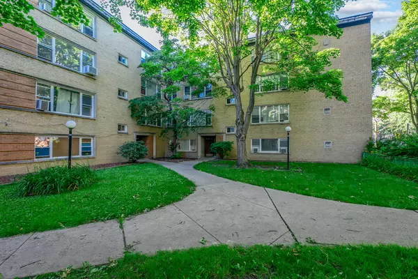 Chicago, IL 60659,6146 N DAMEN Avenue #1H