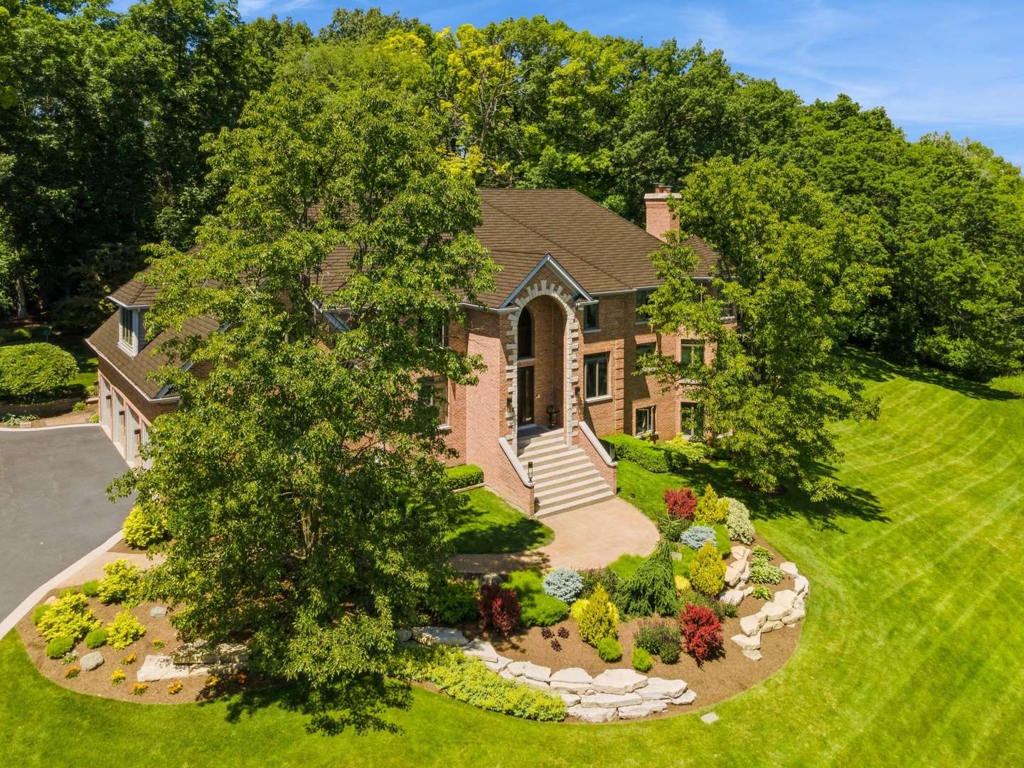 Barrington, IL 60010,25676 N Canyon Creek Court