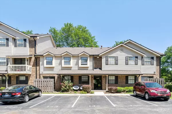 1500 W Jefferson Avenue #D, Naperville, IL 60540