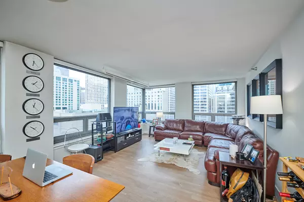 Chicago, IL 60611,440 N Wabash Avenue #1208