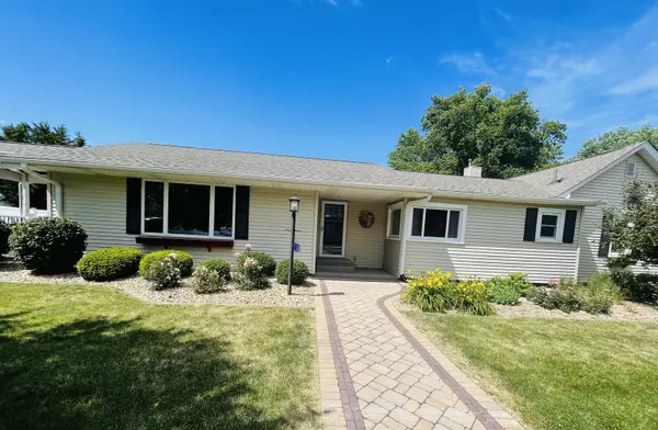 412 S 5th Avenue, Streator, IL 61364