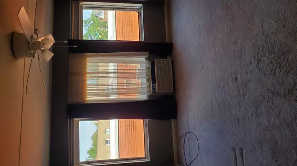 Oak Park, IL 60302,1041 Susan Collins Lane #401