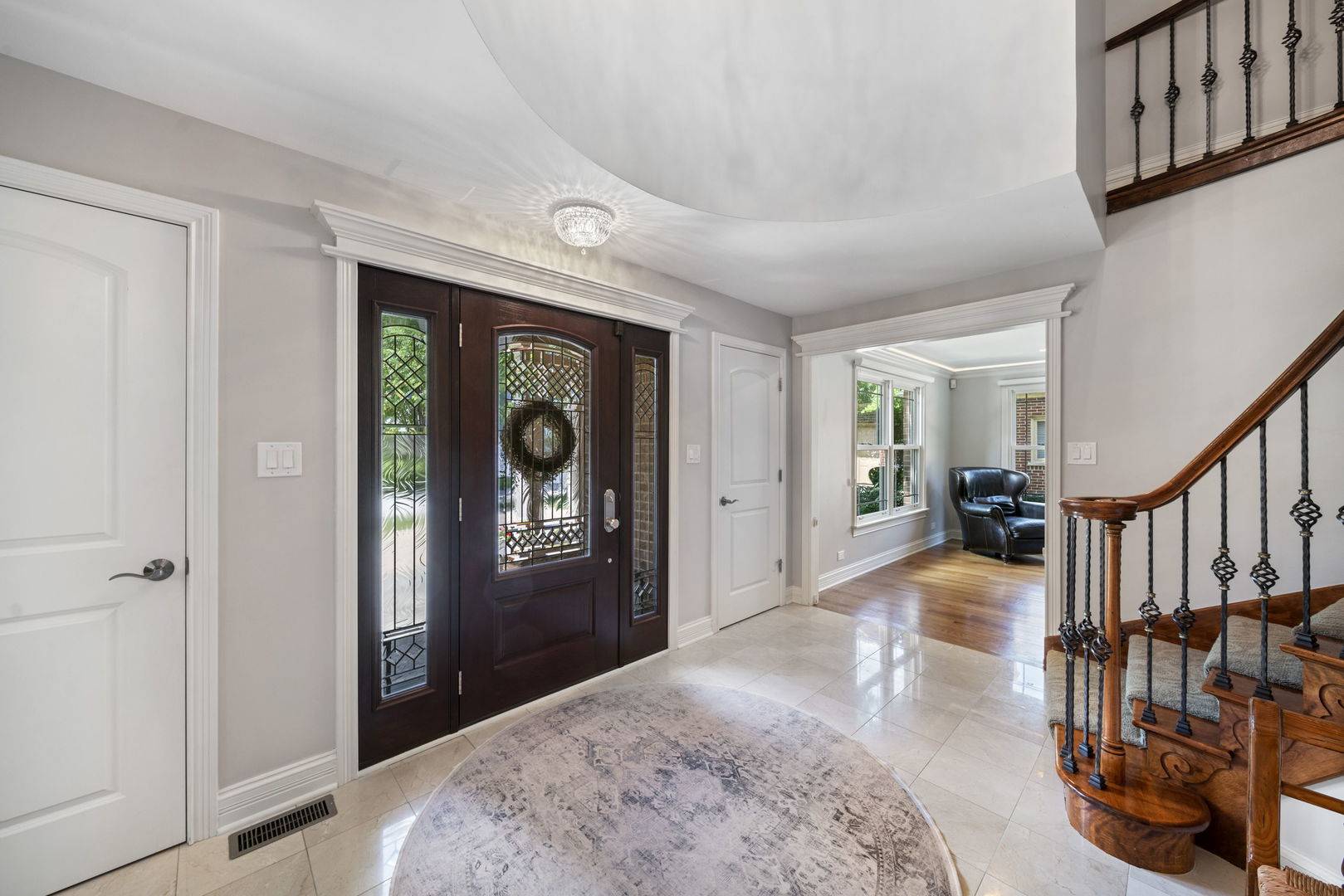 Burr Ridge, IL 60527,7633 Woodland Lane