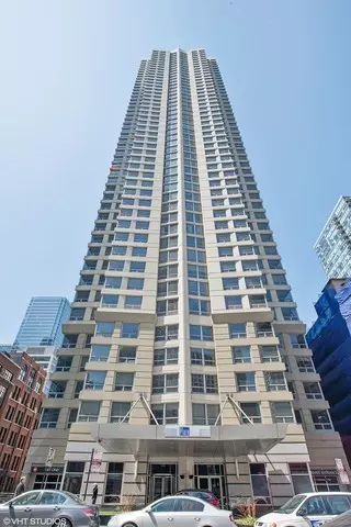 Chicago, IL 60611,440 N Wabash Avenue #3301